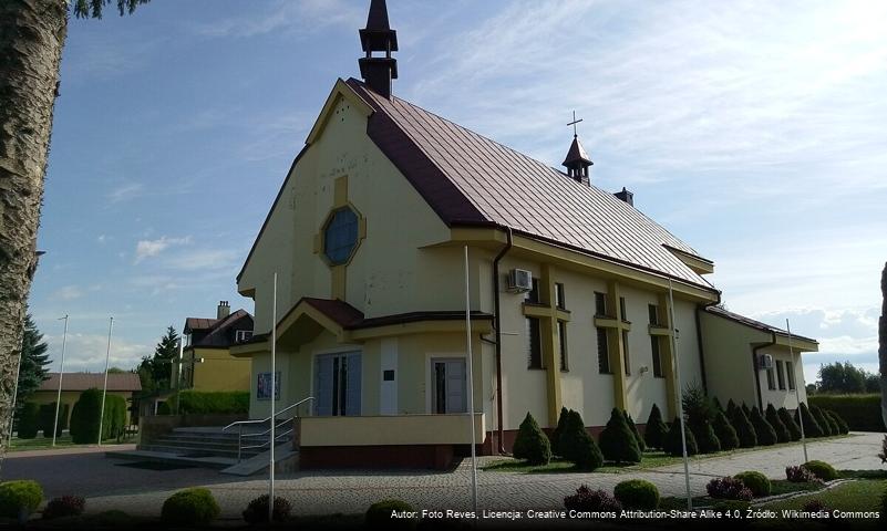 Parafia Najświętszego Serca Pana Jezusa w Jarosławiu-Łazach Kostkowskich